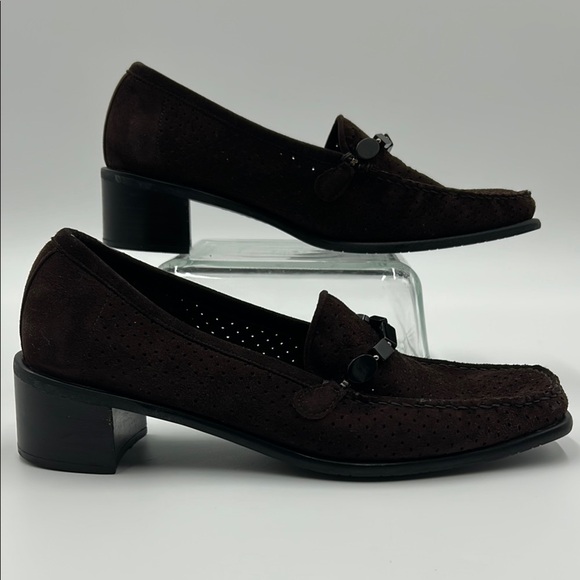 Stuart Weitzman Shoes - Stuart Weitzman Brown Suede Loafers Slip-On Design 7M